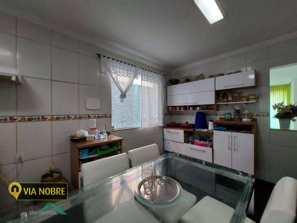 Casa, Calafate, 6 Quartos, 6 Vagas, 1 Suíte