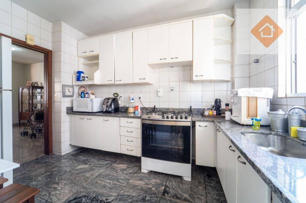 Apartamento, Funcionários, 4 Quartos, 2 Vagas, 1 Suíte