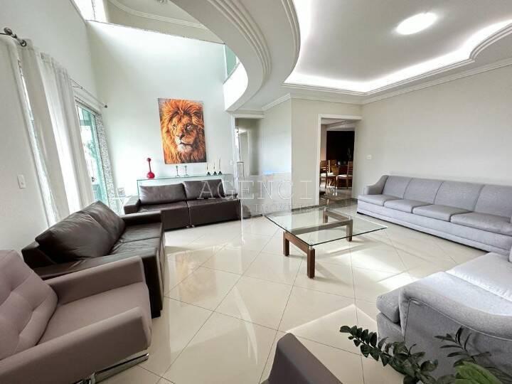 Casa, Paquetá, 4 Quartos, 0 Vaga, 1 Suíte