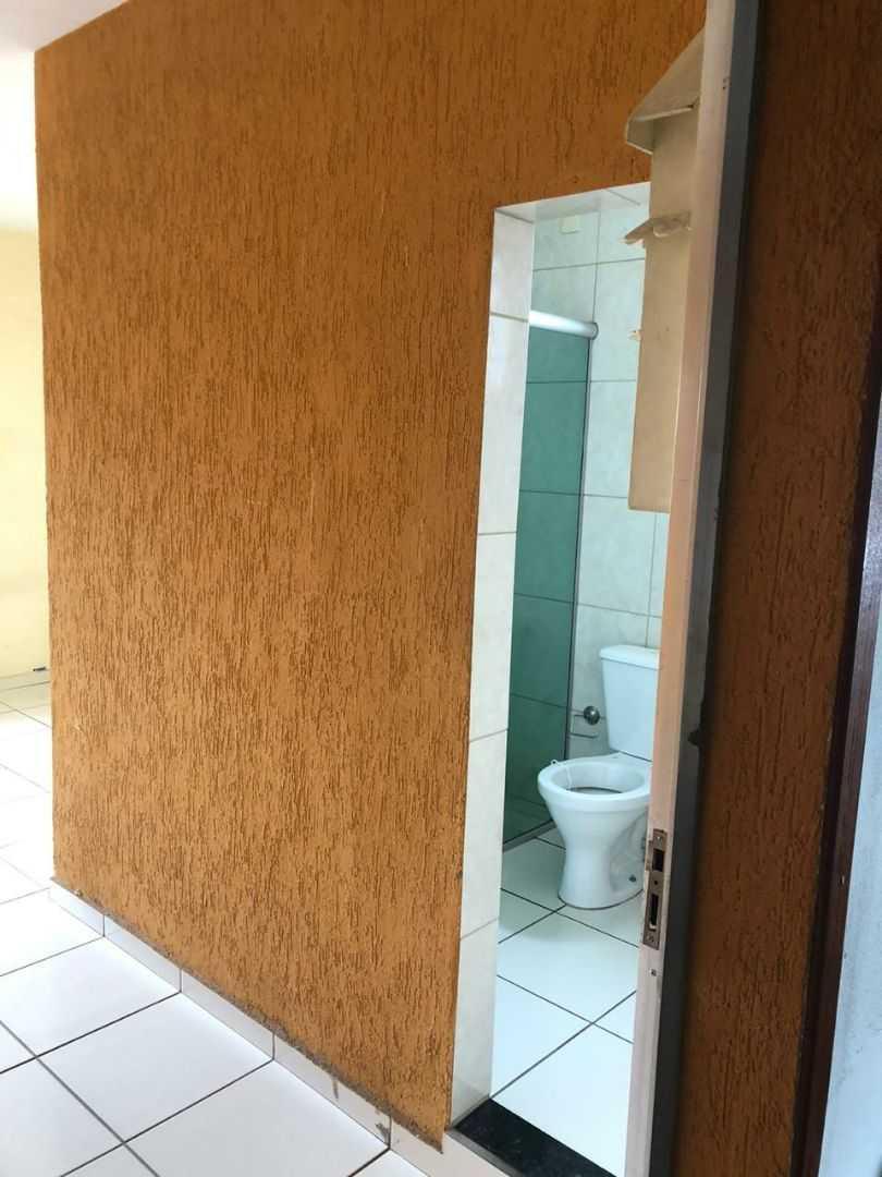 Casa, Novo Glória, 5 Quartos, 4 Vagas, 1 Suíte