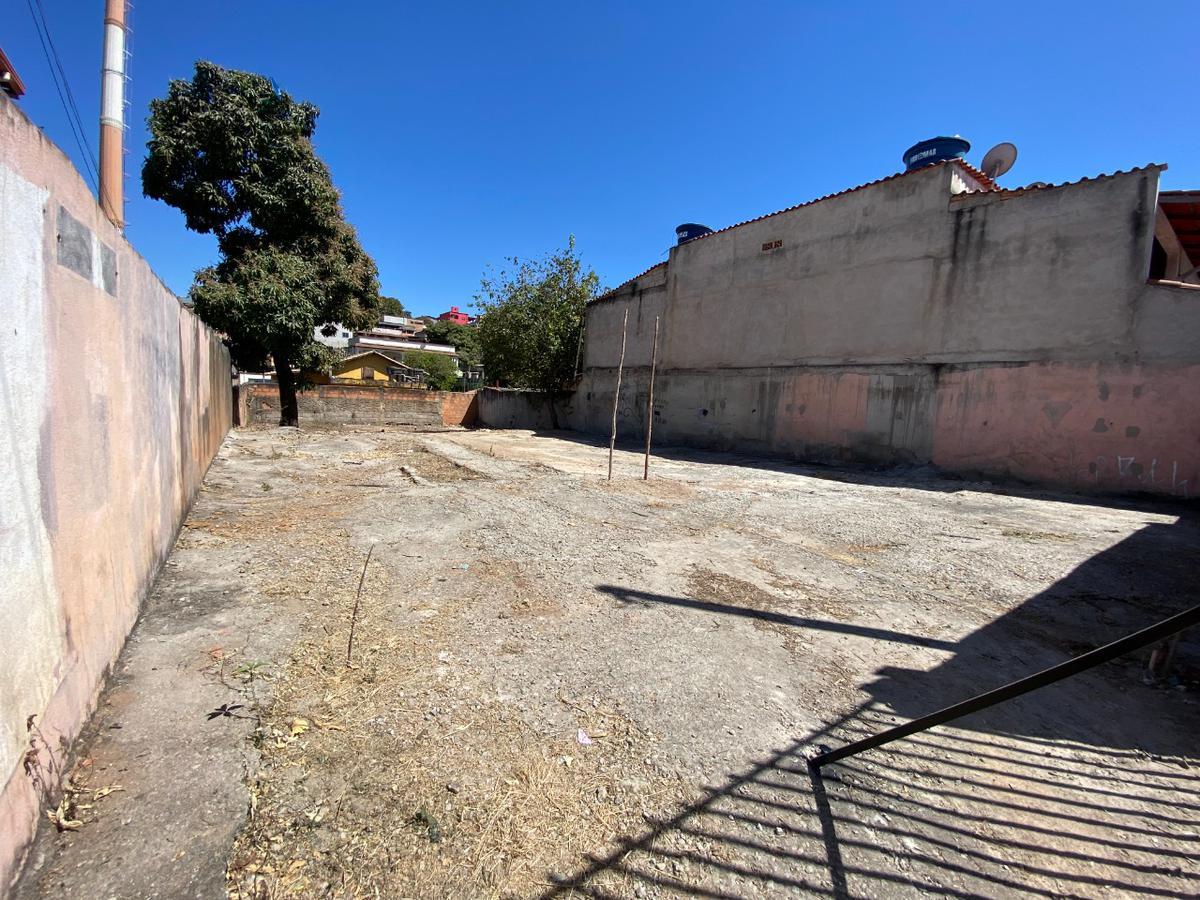Lote, Vila Universal, 0 Quarto, 0 Vaga