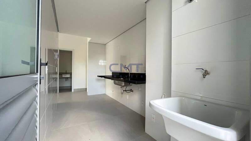 Apartamento, Sagrada Família, 3 Quartos, 2 Vagas, 1 Suíte