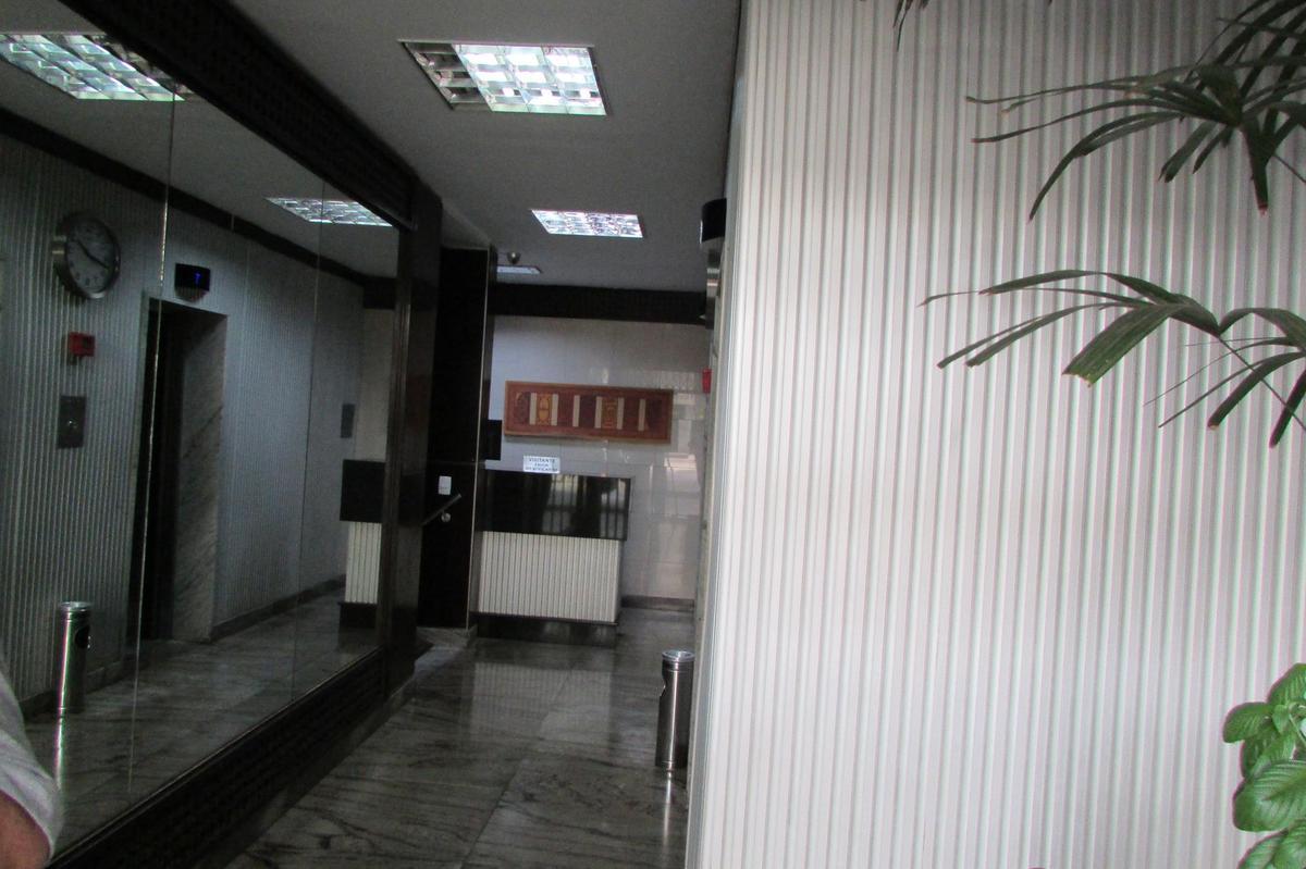 Sala, Lourdes, 1 Vaga