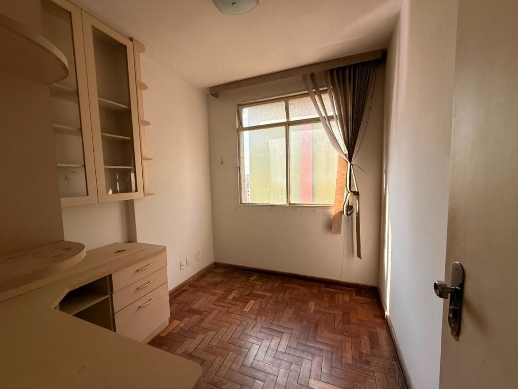 Apartamento, Centro, 2 Quartos, 0 Vaga