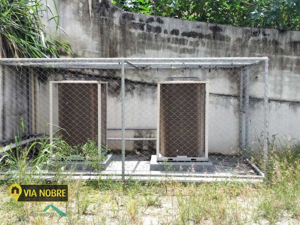 Loja, Jardim Inconfidência, 24 Vagas