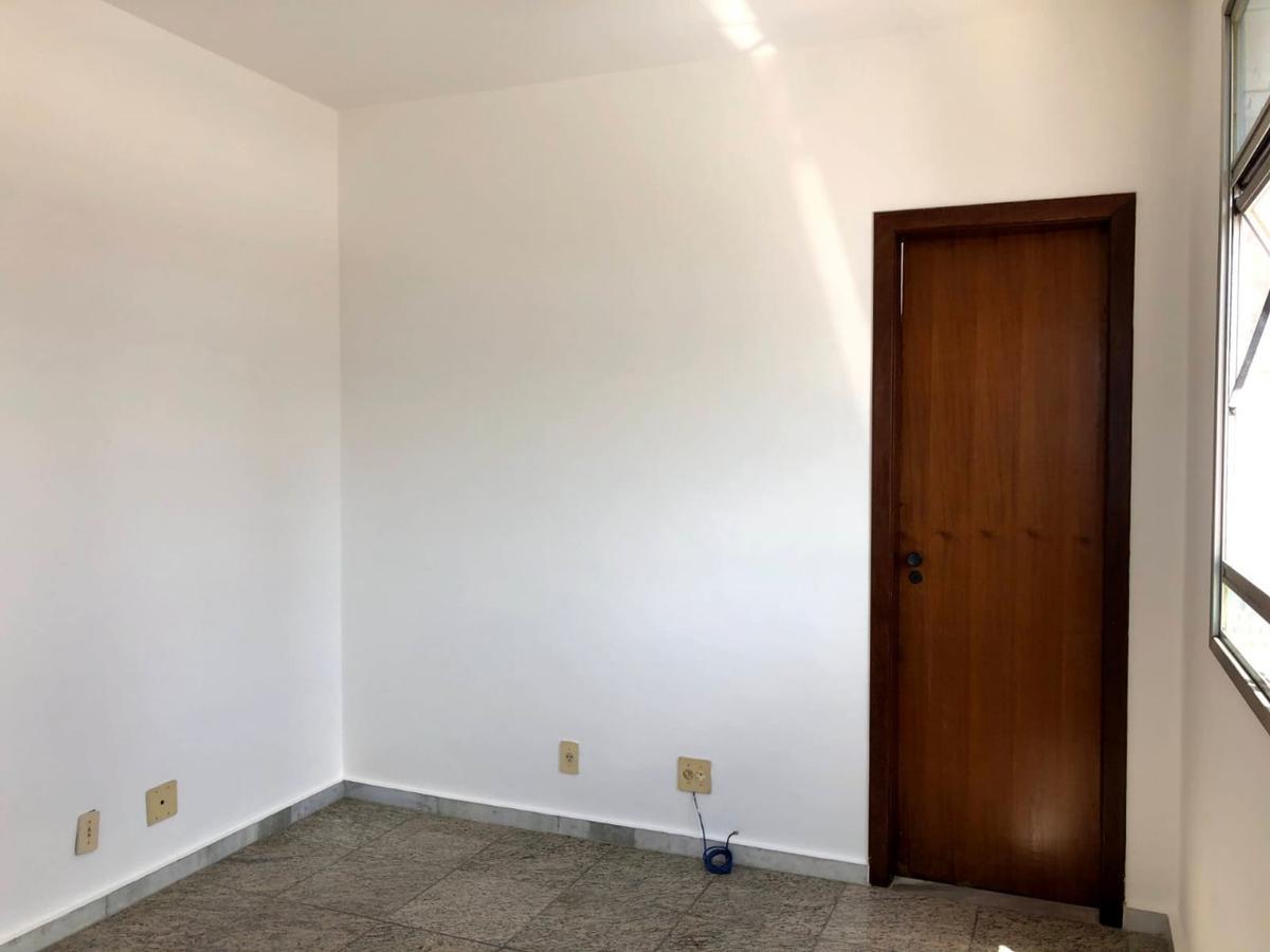 Sala, Barro Preto, 0 Quarto, 0 Vaga