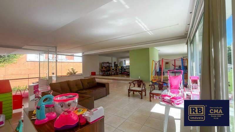 Casa, Vila Paris, 6 Quartos, 7 Vagas, 2 Suítes