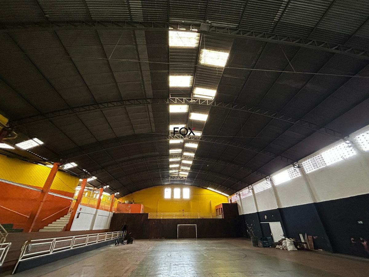 Prédio, Sagrada Família, 0 Quarto, 0 Vaga