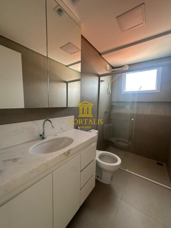 Apartamento, Esplanada, 2 Quartos, 1 Vaga