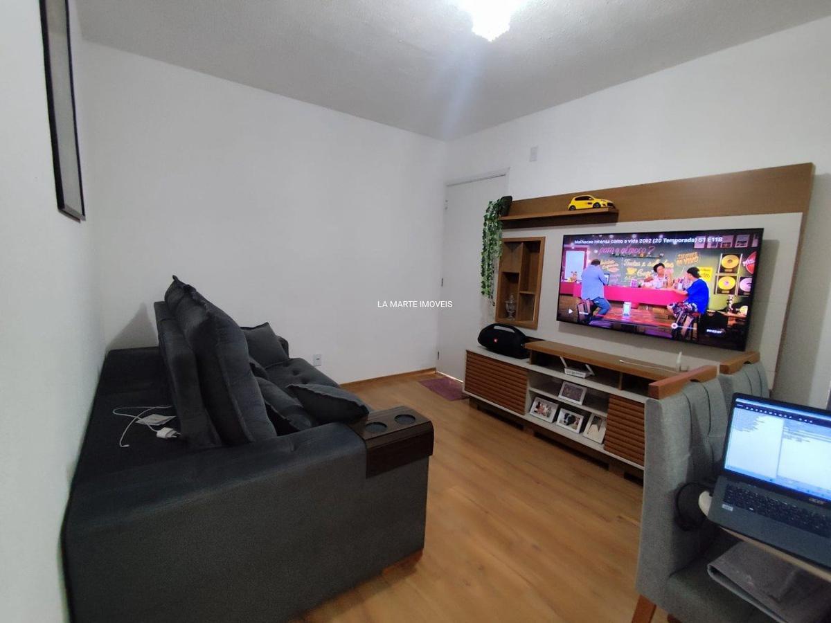 Apartamento, Nacional, 2 Quartos, 1 Vaga