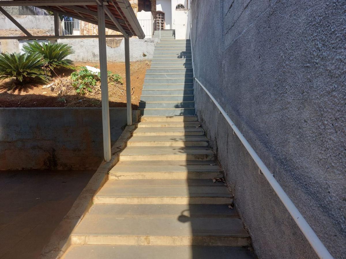 Casa, Concórdia, 3 Quartos, 4 Vagas, 1 Suíte