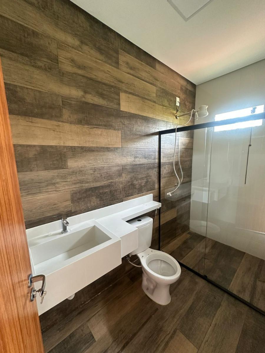 Fazenda, Centro, 3 Quartos, 10 Vagas, 2 Suítes