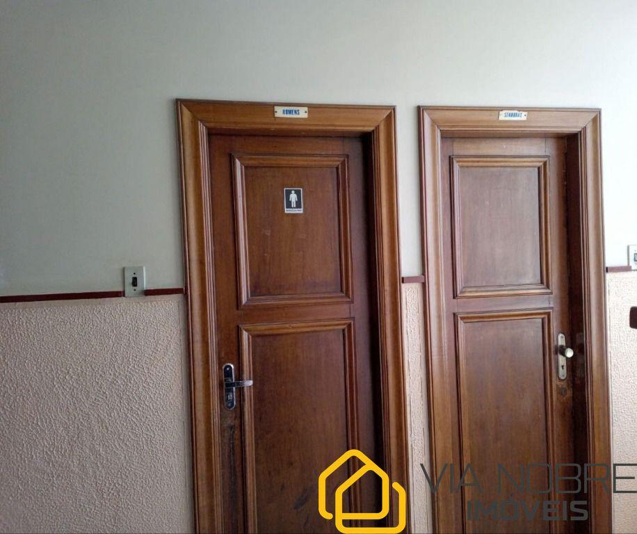 Sala, Centro