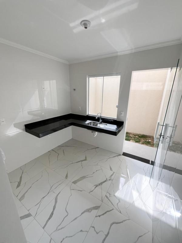Casa, Candelária, 2 Quartos, 1 Vaga, 2 Suítes
