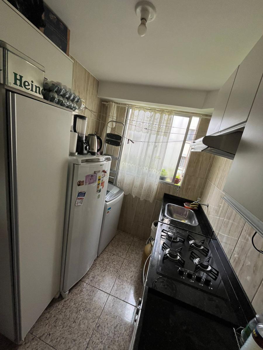 Apartamento, Jardim Vitória, 2 Quartos, 0 Vaga