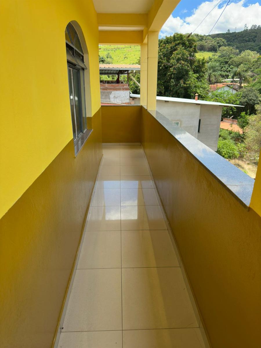 Casa, São José, 3 Quartos, 0 Vaga, 1 Suíte
