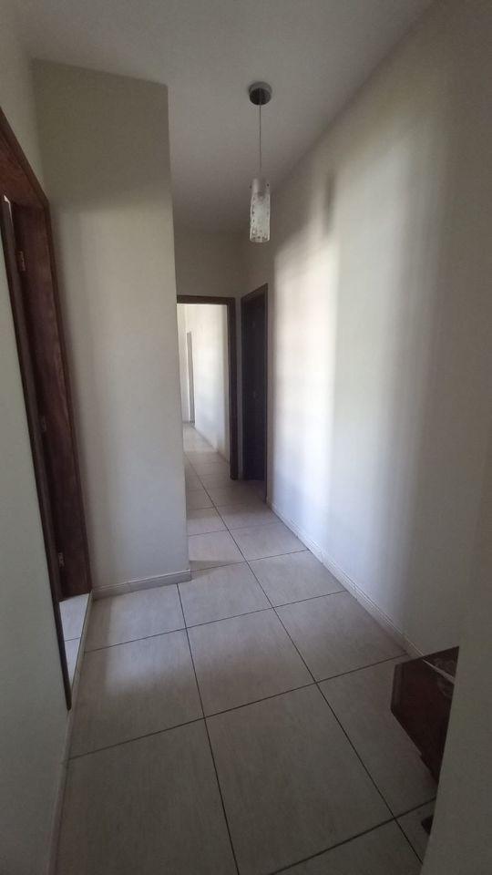 Casa, Cachoeirinha, 5 Quartos, 3 Vagas, 1 Suíte