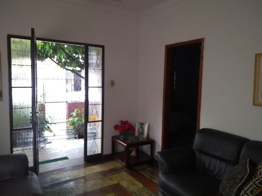 Casa Comercial, Angola, 6 Quartos, 4 Vagas