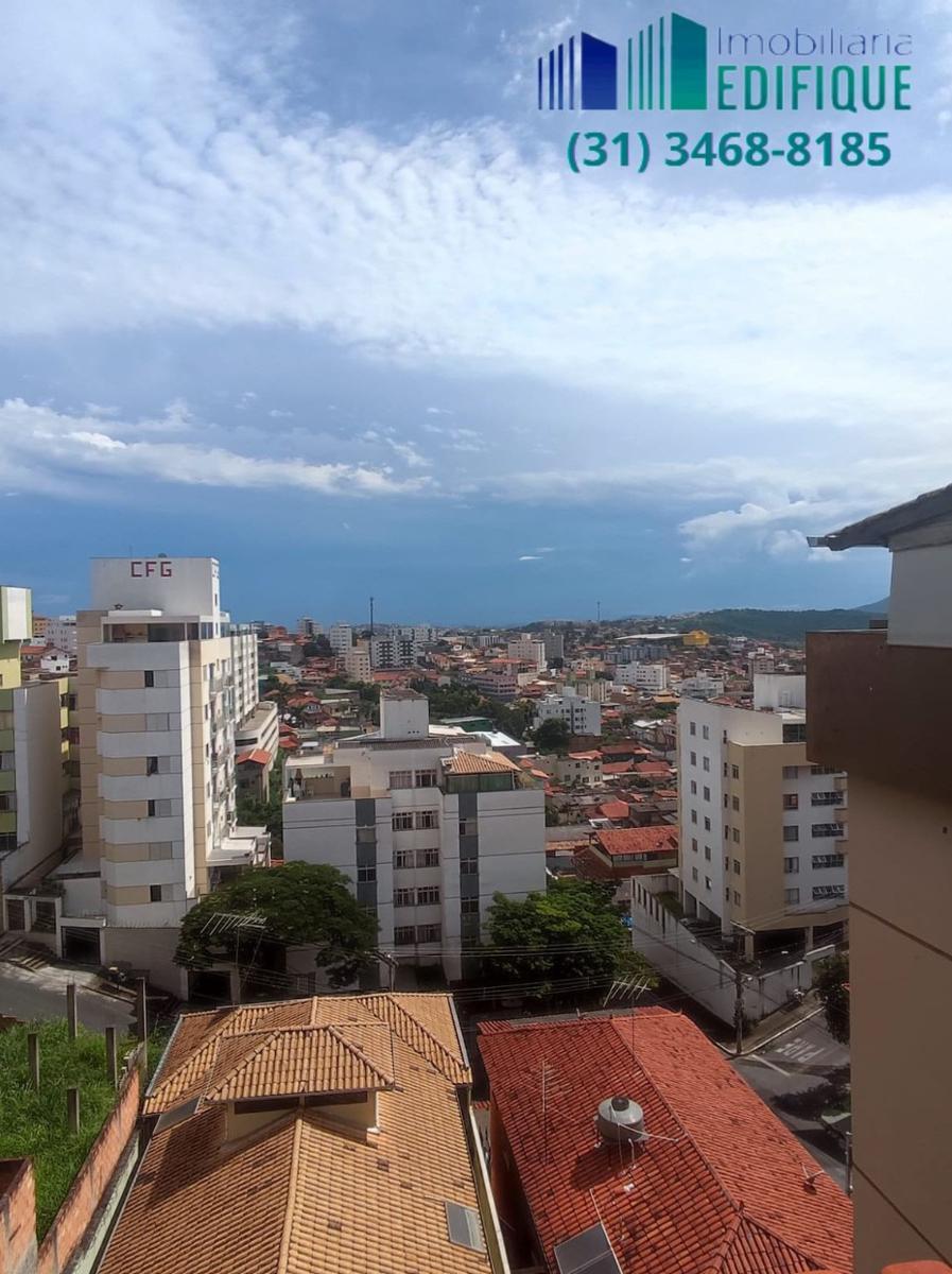 Casa, Ana Lúcia, 8 Quartos, 8 Vagas, 4 Suítes