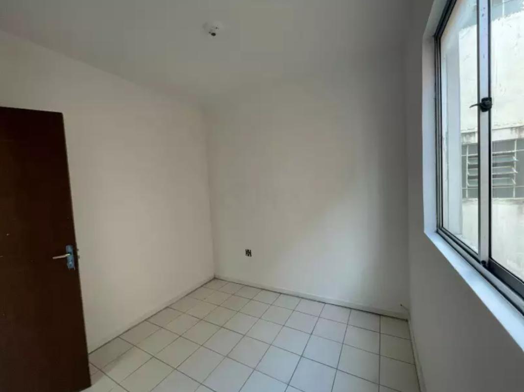 Apartamento, Vale das Amendoeiras, 2 Quartos, 1 Vaga
