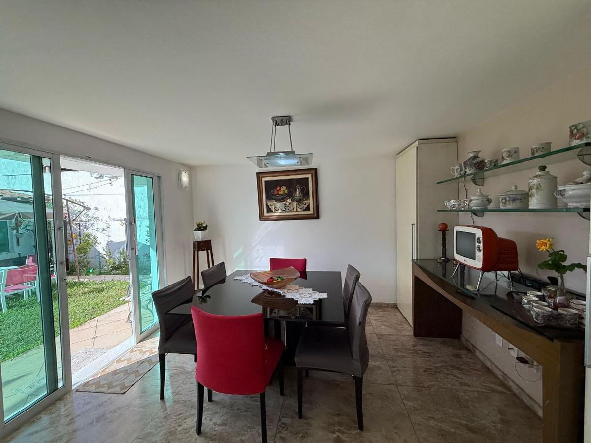 Casa, Planalto, 3 Quartos, 2 Vagas, 1 Suíte