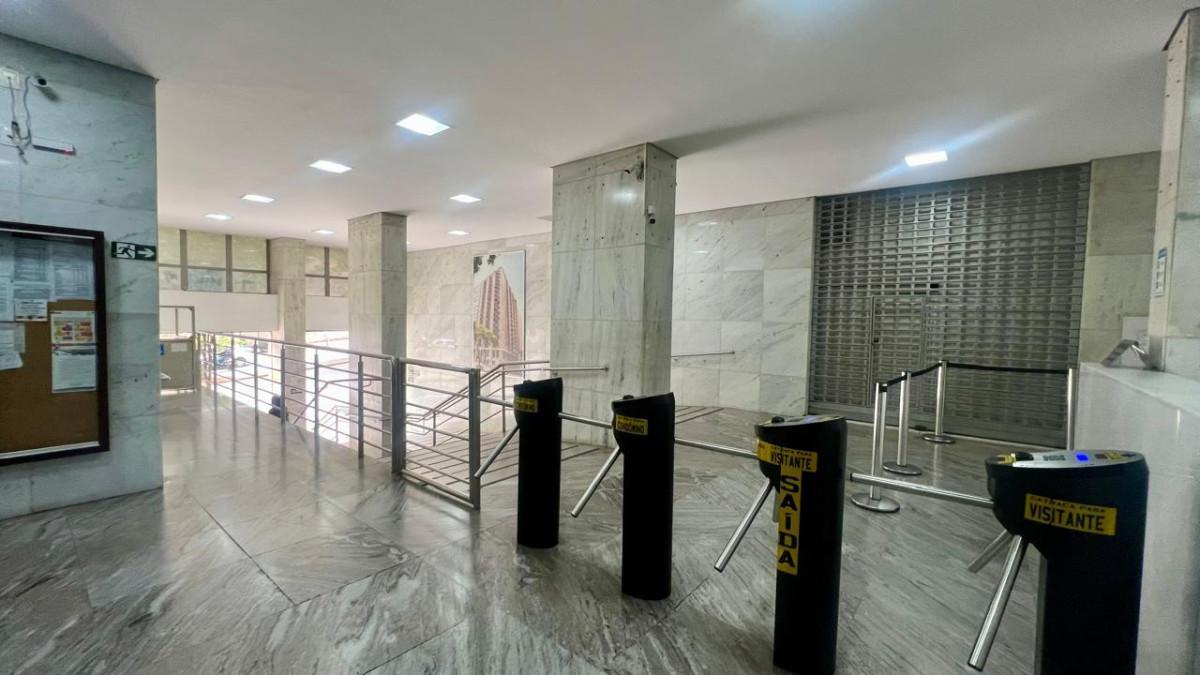 Sala, Centro, 0 Quarto, 1 Vaga