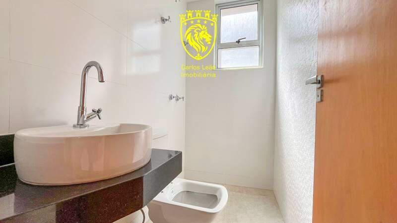 Apartamento, Serra, 2 Quartos, 2 Vagas, 1 Suíte