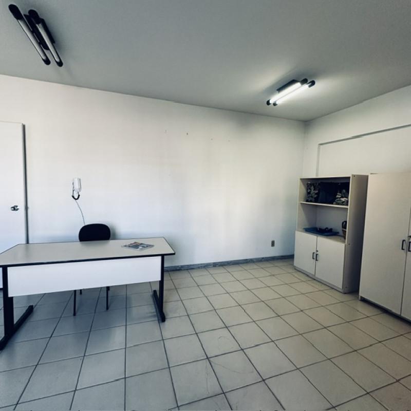 Sala, Estoril, 1 Quarto, 1 Vaga