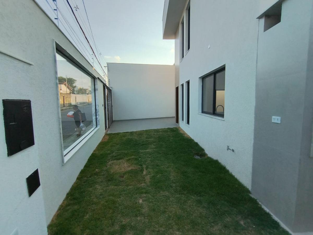 Casa, Planalto, 3 Quartos, 3 Vagas, 1 Suíte