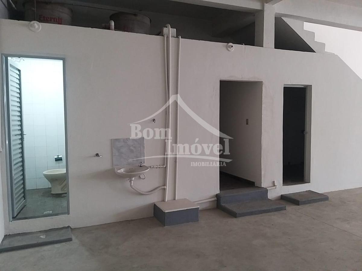 Galpão, Centro, 0 Quarto, 0 Vaga