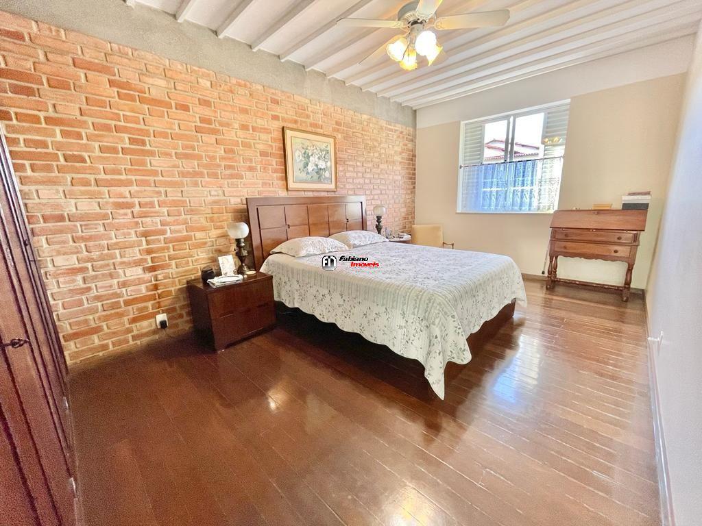 Casa, Itapoã, 4 Quartos, 6 Vagas, 1 Suíte