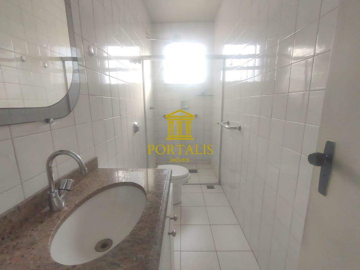 Apartamento, Floresta, 1 Quarto, 0 Vaga