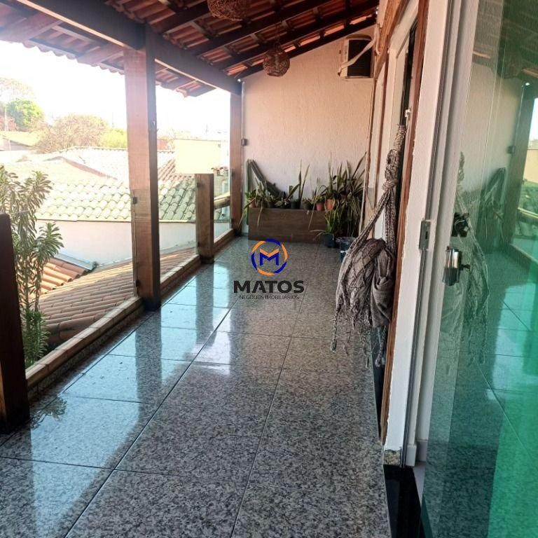 Casa, Jardim Imperial, 4 Quartos, 3 Vagas, 1 Suíte