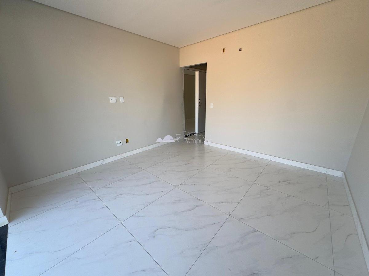 Casa, Trevo, 4 Quartos, 4 Vagas, 1 Suíte