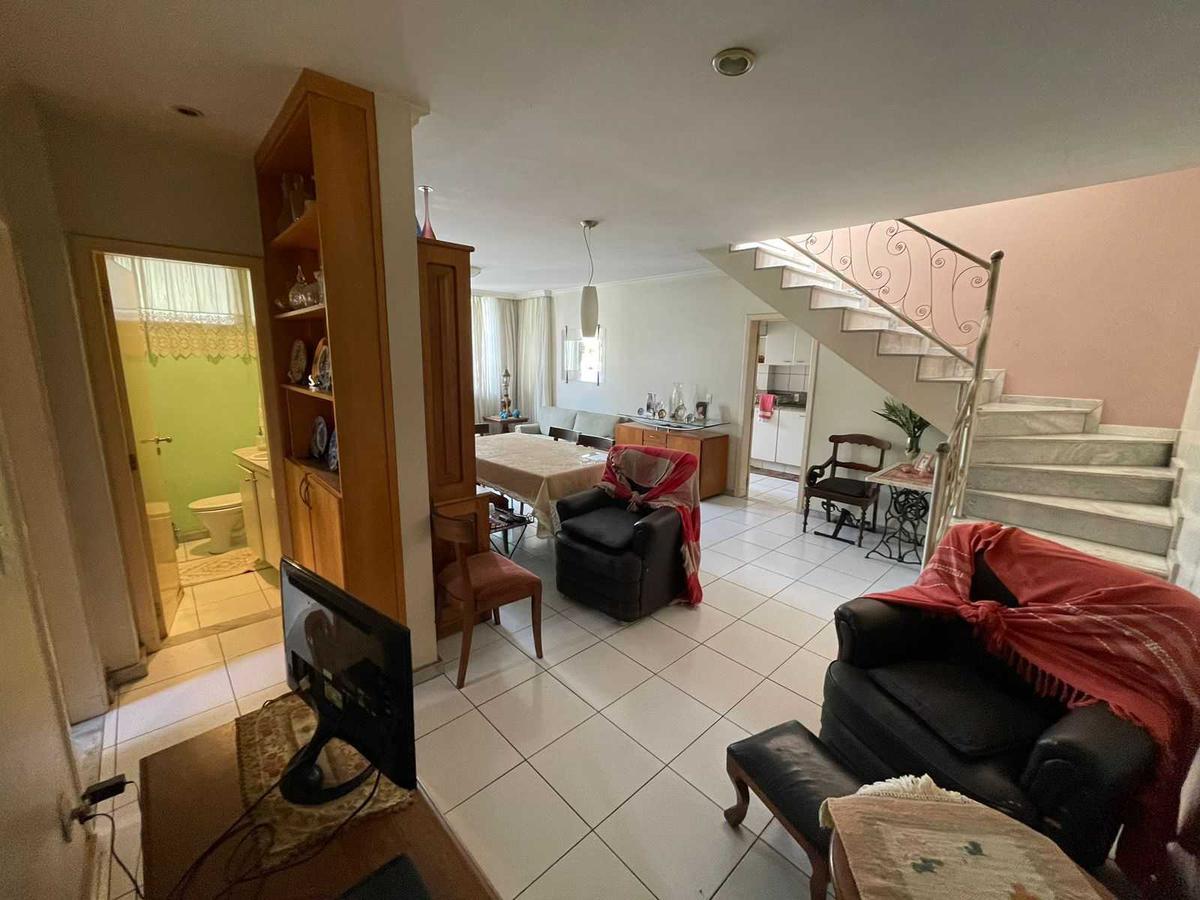 Lote, Padre Eustáquio, 4 Quartos, 0 Vaga, 1 Suíte