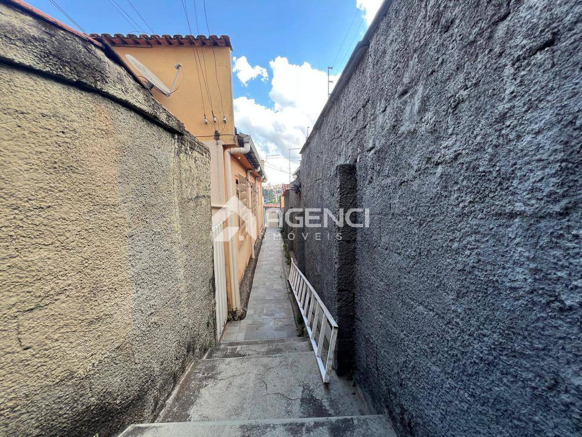 Casa, Camargos, 3 Quartos, 0 Vaga, 0 Suíte