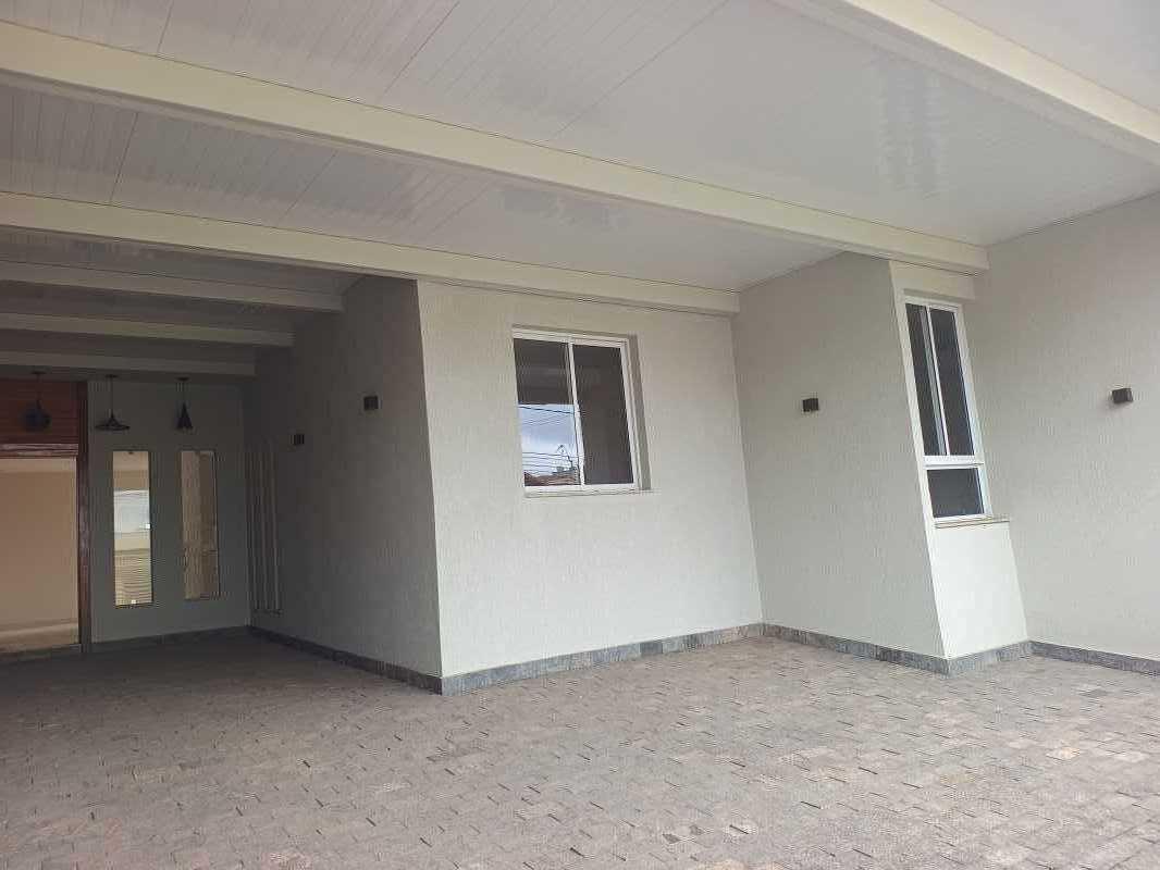Casa, Fonte Grande, 4 Quartos, 3 Vagas, 2 Suítes
