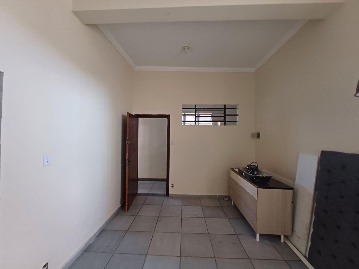 Casa, Santa Cruz, 1 Quarto, 0 Vaga