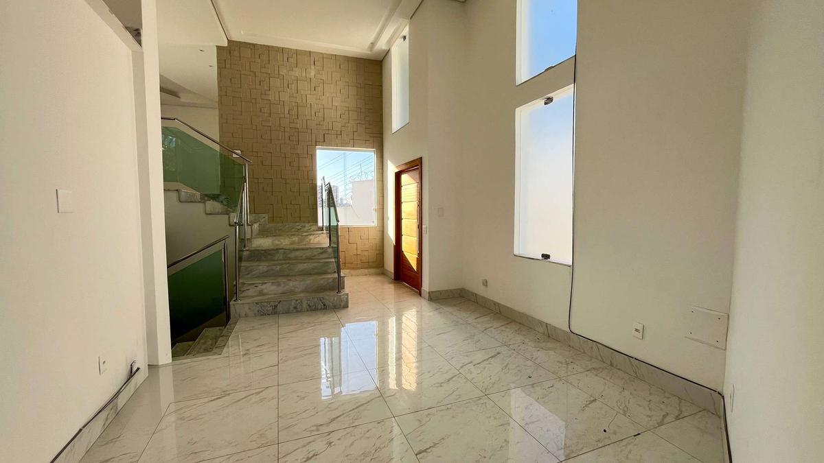 Casa, Estoril, 3 Quartos, 6 Vagas, 1 Suíte