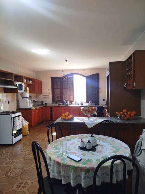 Casa, Jardim Riacho das Pedras, 4 Quartos, 10 Vagas, 1 Suíte