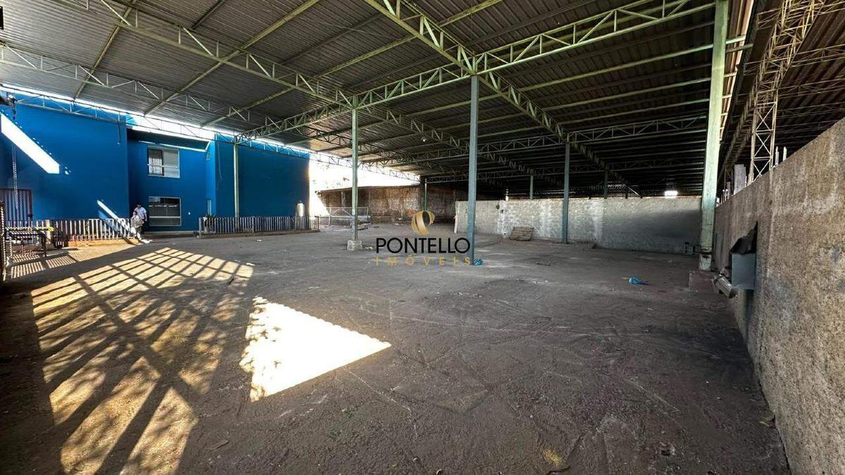 Galpão, Progresso, 0 Quarto, 4 Vagas