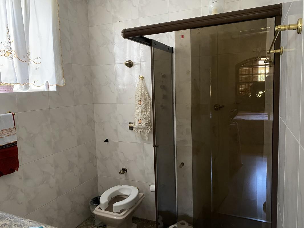 Casa, Cidade Nova, 4 Quartos, 3 Vagas, 1 Suíte