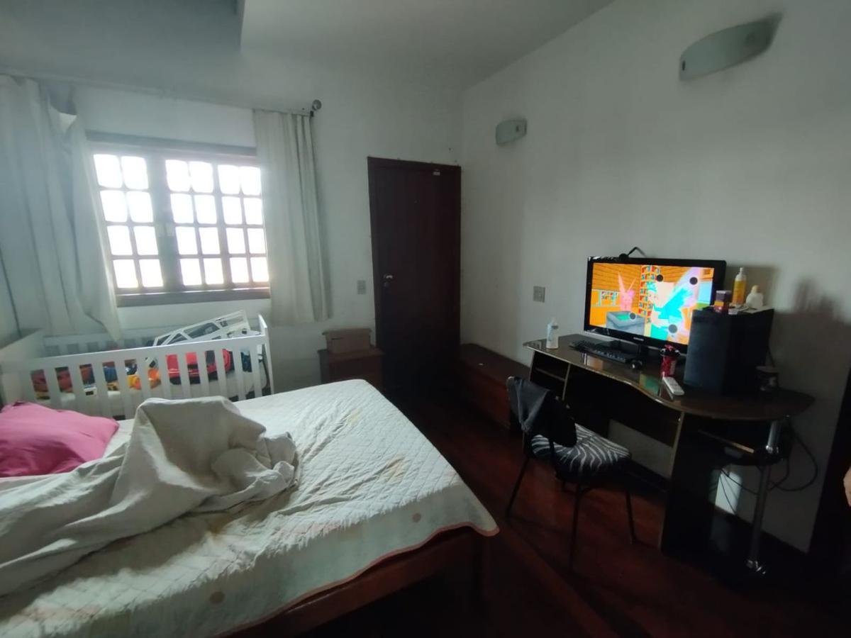 Casa, Fernão Dias, 3 Quartos, 6 Vagas, 1 Suíte