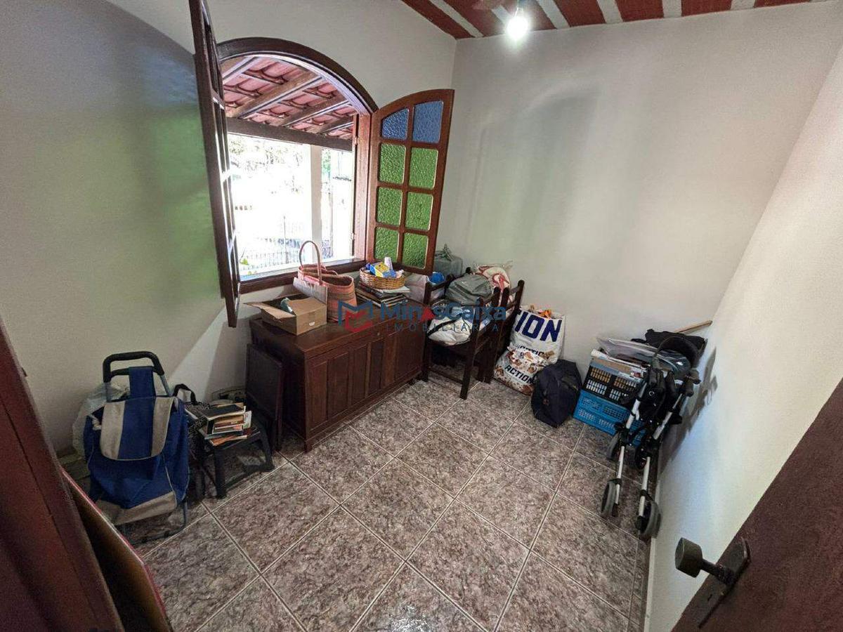 Casa, Bromélias, 4 Quartos, 2 Vagas, 1 Suíte