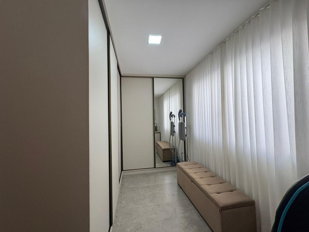 Casa, Masterville, 3 Quartos, 5 Vagas, 1 Suíte