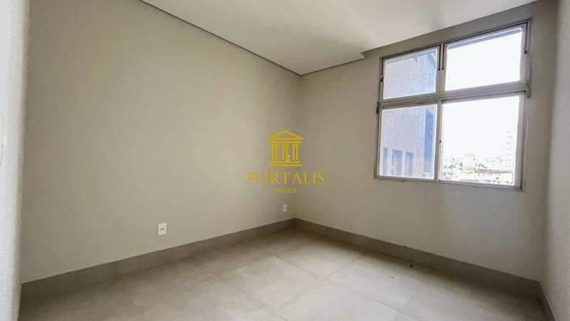 Apartamento, Centro, 2 Quartos, 0 Vaga, 1 Suíte