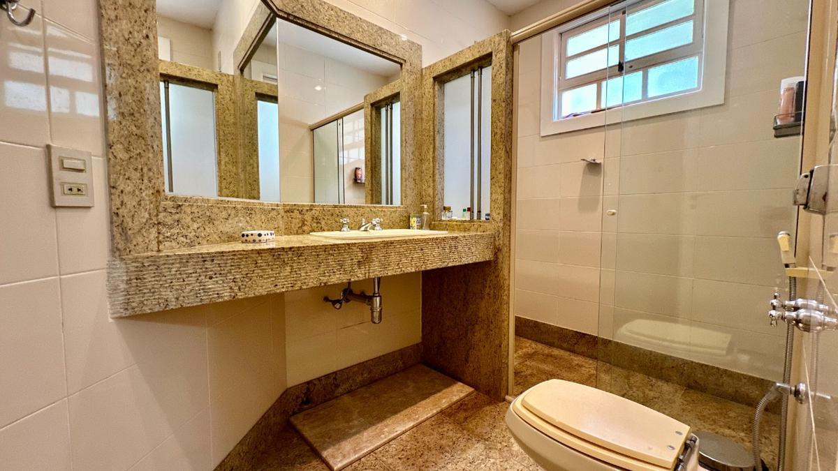 Casa, Bandeirantes (pampulha), 5 Quartos, 10 Vagas, 3 Suítes