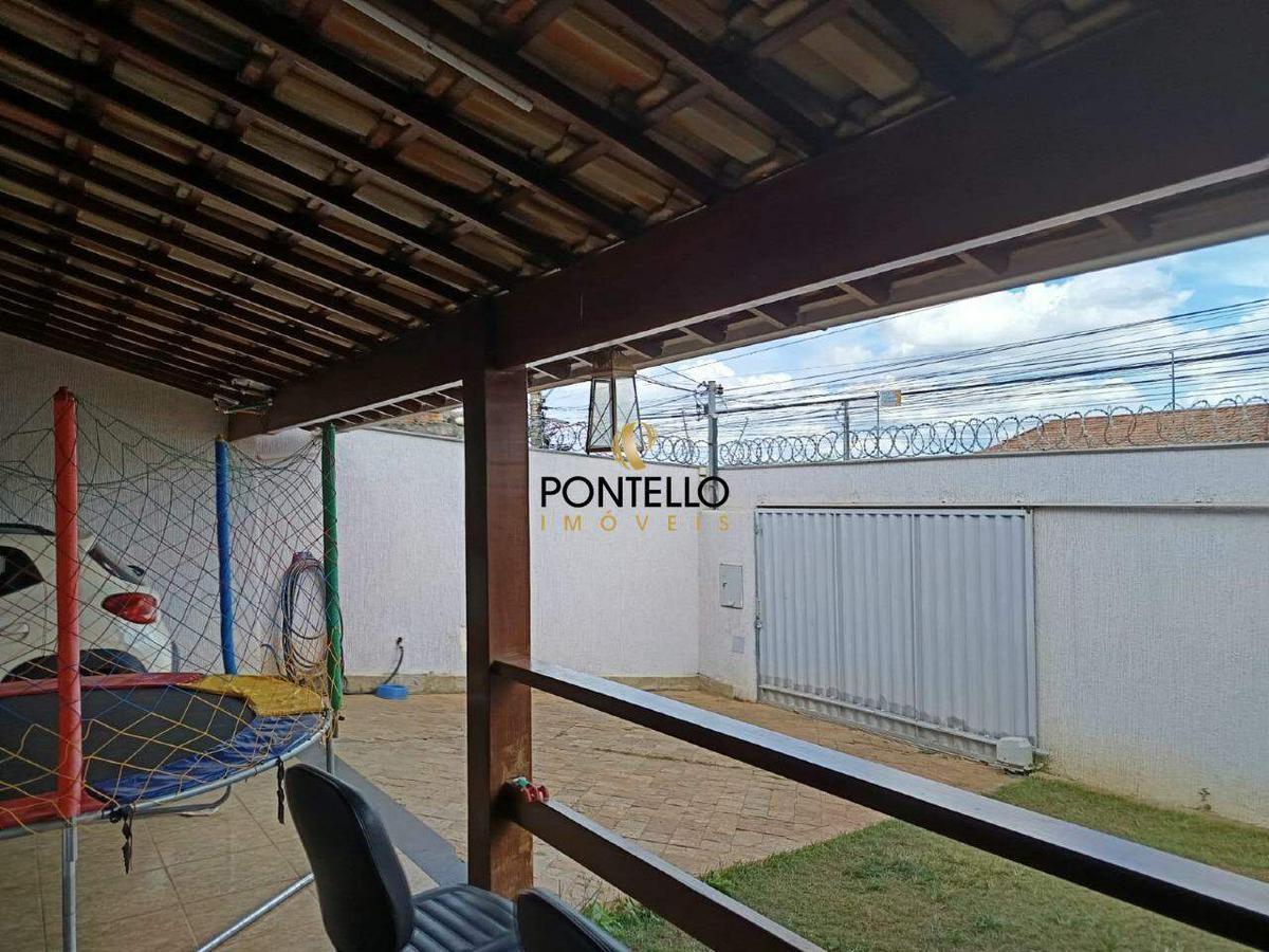 Casa, Recanto da Serra, 6 Quartos, 2 Vagas, 1 Suíte