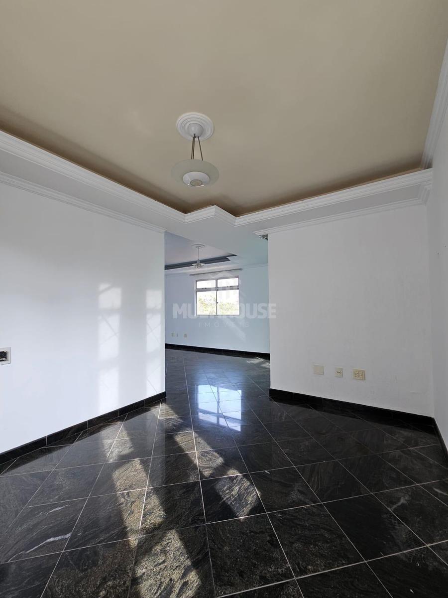Apartamento, Jaraguá, 4 Quartos, 4 Vagas, 1 Suíte