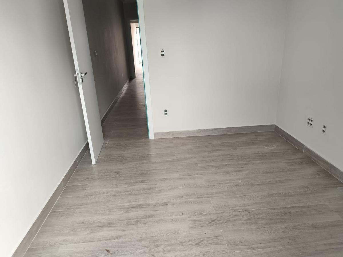 Casa, Candelária, 3 Quartos, 2 Vagas, 1 Suíte